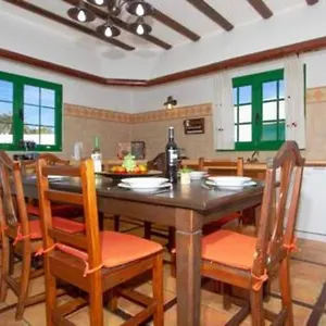 casa-crisana-haria.in-canary-islands.com/